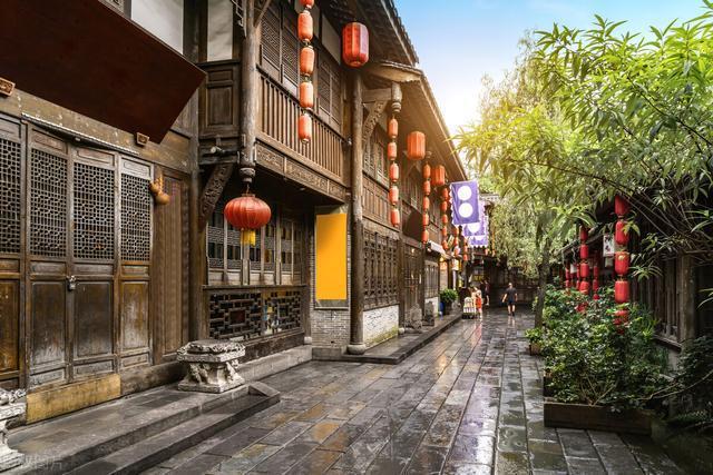 远东宏信：调整2020年可换股债券及2021年可换股债券各自的换股价
